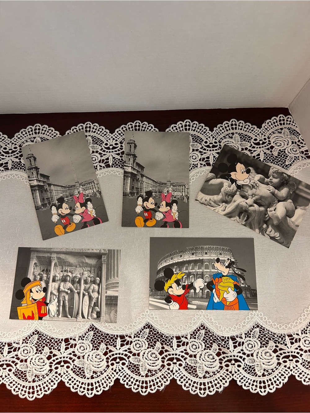 Disney Store Exclusive Roma Postcards-open Set Of 6 with Duplicate/missing Card